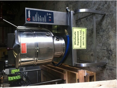 GROEN TDH-40  S/S Trunnion Kettle & Base