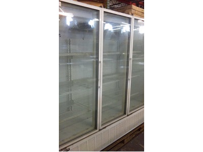 refrigerated display cases upright