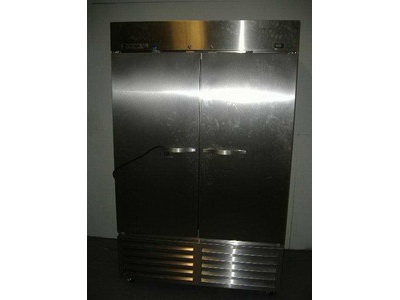 2-Door Reach-In Freezer