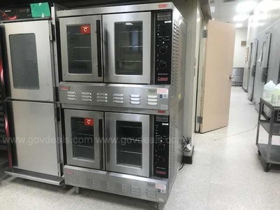 OVEN KITCHEN EQUIPMENT