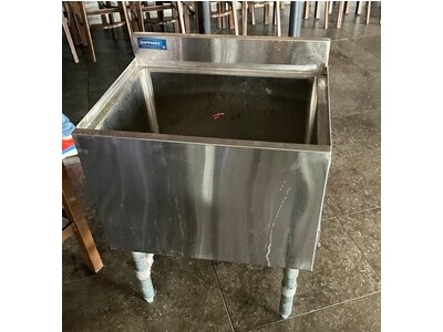 Sapphire S/S Underbar Ice Bin