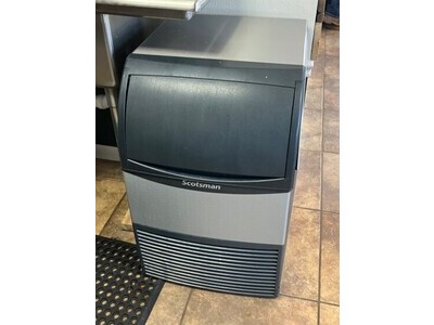 2025 Scotsman S/S Undercounter Ice Mach.