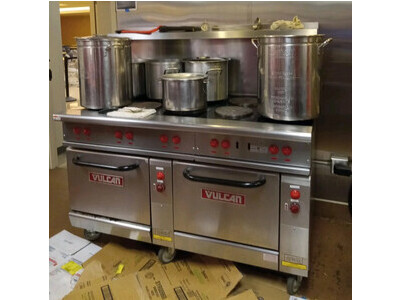 AUCTION Vulcan double oven, 10 french pl