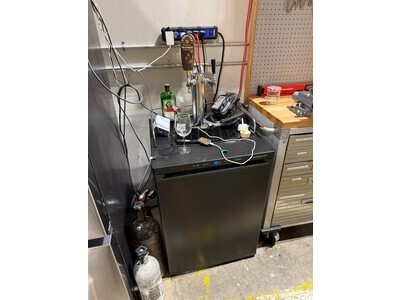 EdgeStar 24" Dual Tap Kegerator 
