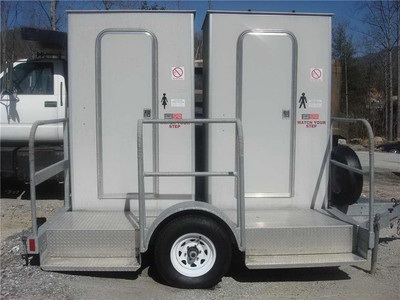 Portable Mobile Restroom Toilet Trailer