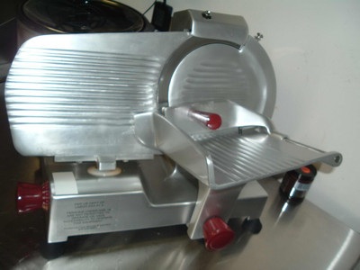 Fleetwood 220E Economy Slicer