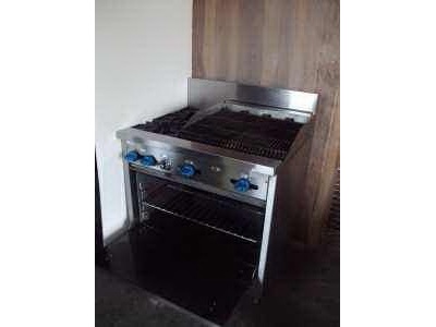Comstock Castle Range w/Radiant Broiler 