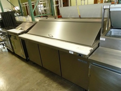 Norpole NP3R-SWMT - 3-Door Prep Table