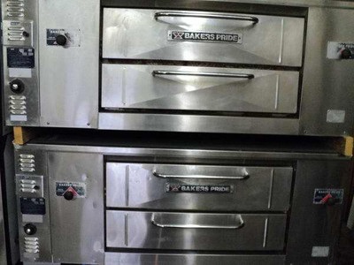 BAKERS PRIDE PIZZA OVENS
